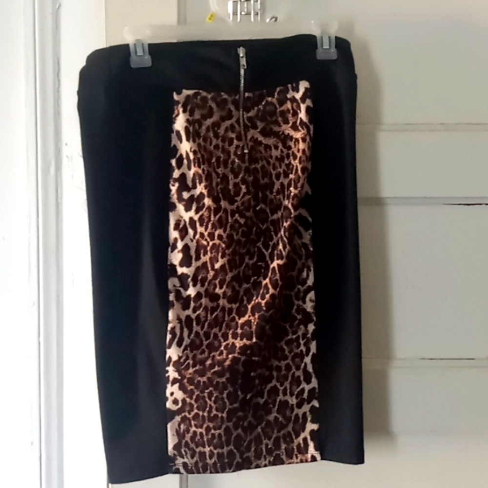 Leopard skirt